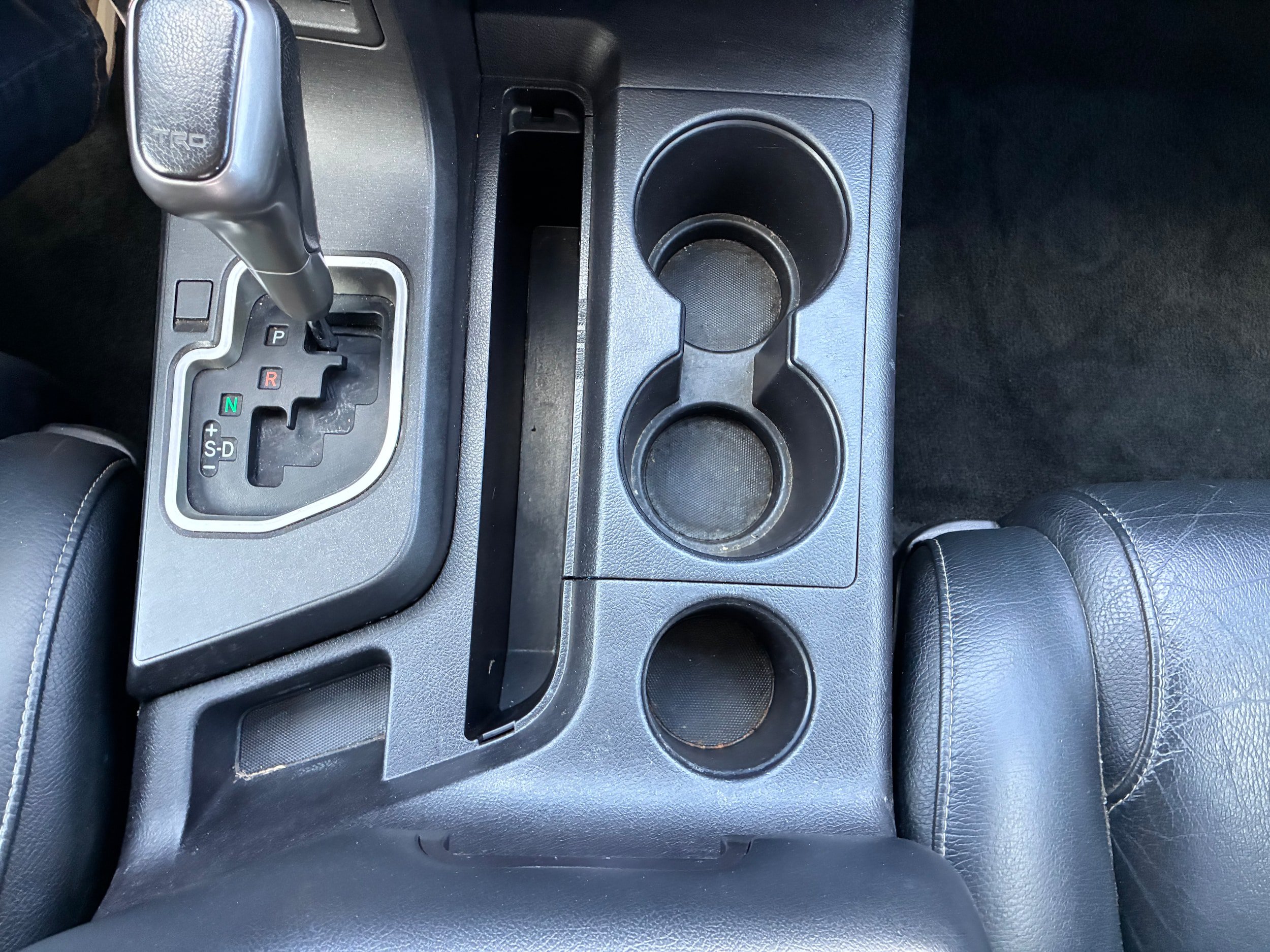 Used 2018 Toyota Sequoia TRD Sport AWD/4WD image 14