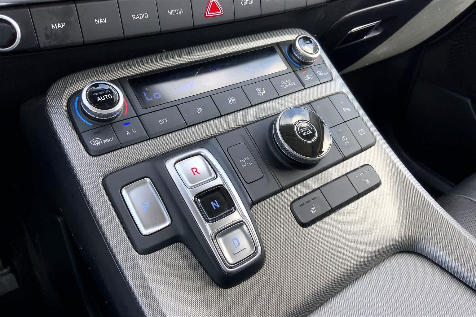 Used 2024 Hyundai Palisade SEL FWD image 33