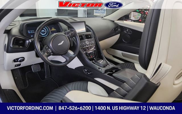 Used 2019 Aston Martin DB11 Volante image 20