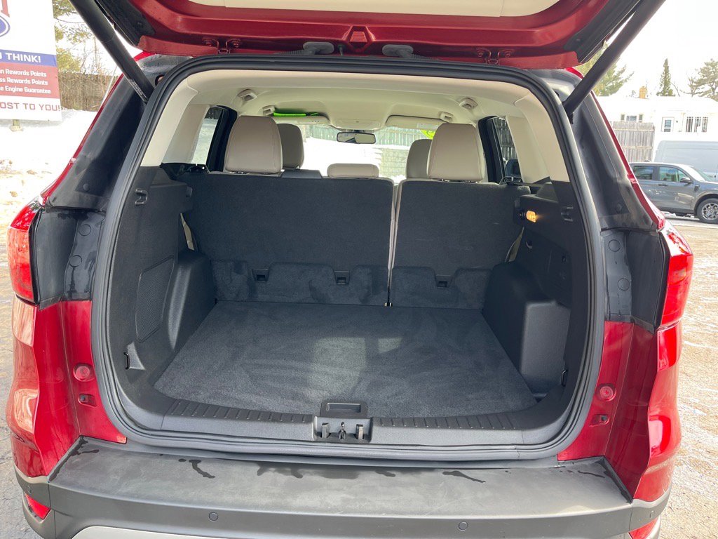 Used 2019 Ford Escape Titanium w/ U9j03 - Titanium Tow Package image 8