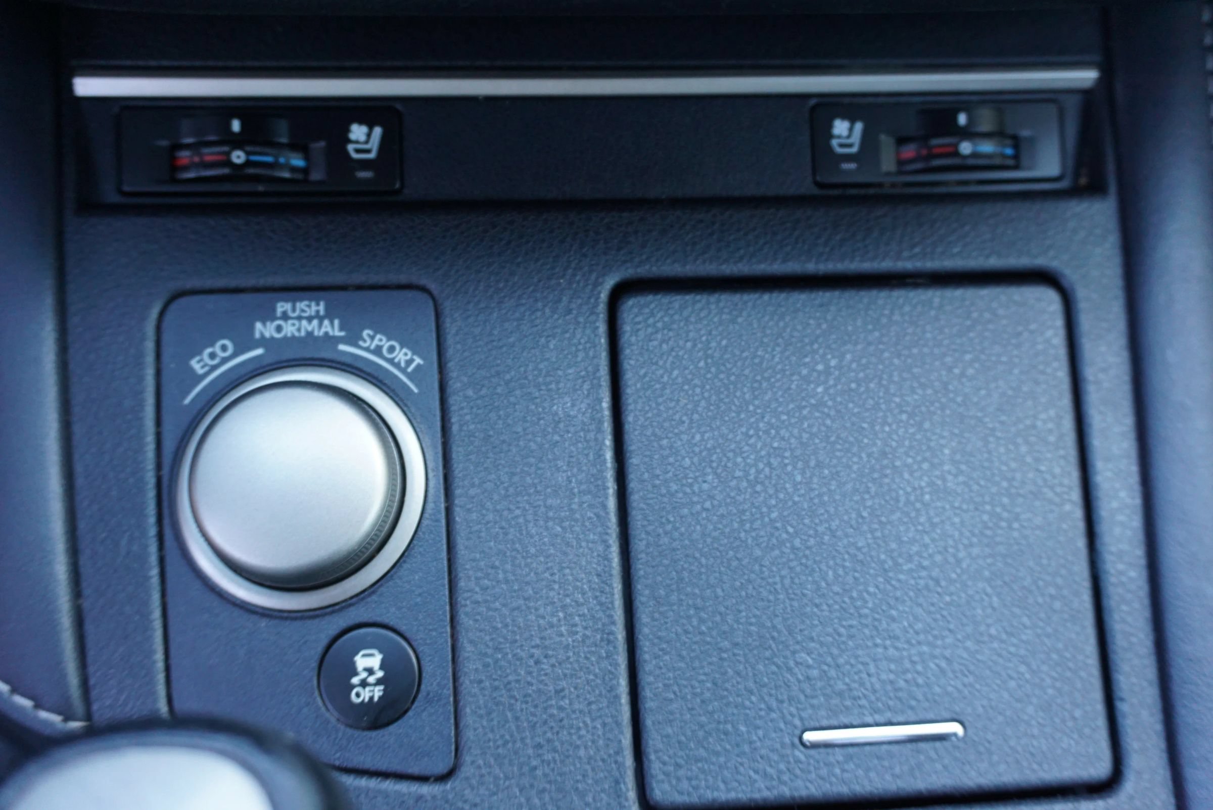 Used 2016 Lexus ES 350 w/ Premium Package w/Wood Trim FWD image 32