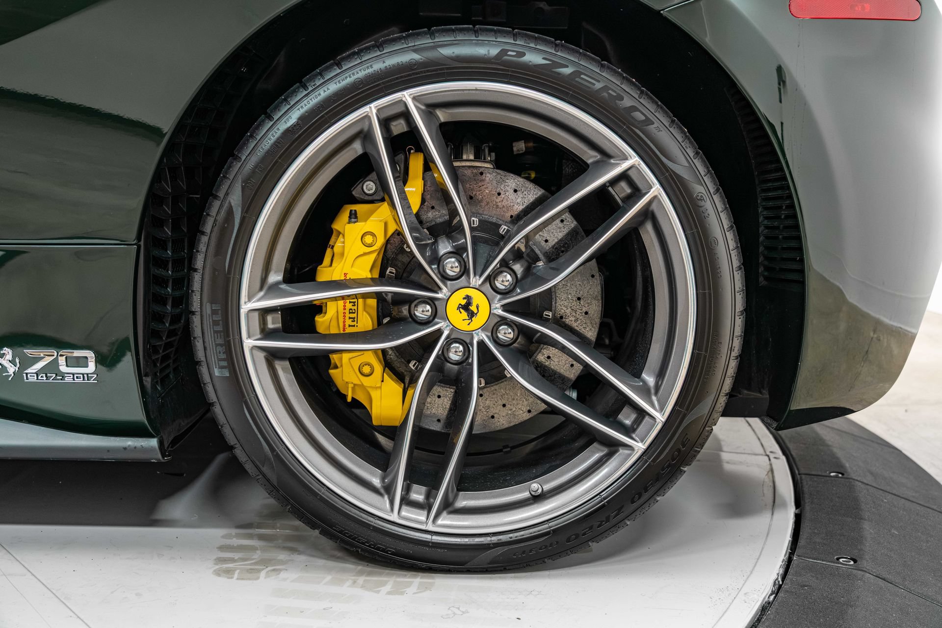 Certified 2018 Ferrari 488 GTB RWD image 16