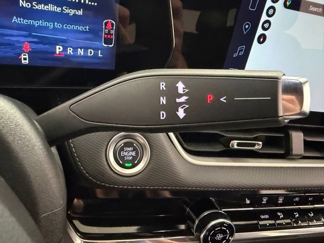Certified 2025 Chevrolet Equinox LT FWD image 15