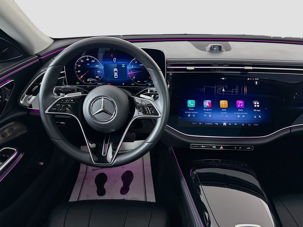 Used 2024 Mercedes-Benz E 350 4MATIC Sedan w/ MBUS Superscreen Package image 24