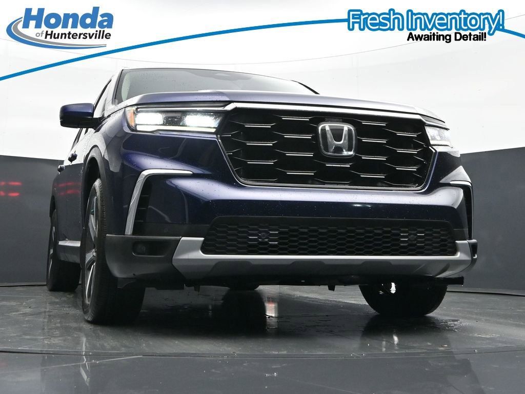 Used 2023 Honda Pilot Touring image 30
