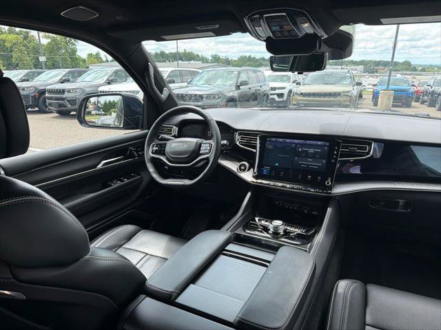 Certified 2025 Jeep Grand Wagoneer L Series II Obsidian w/ Quick Order Packagew 28T AWD/4WD image 14