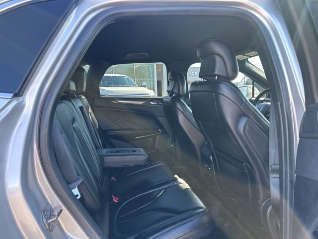 Used 2019 Lincoln MKC Premiere image 12