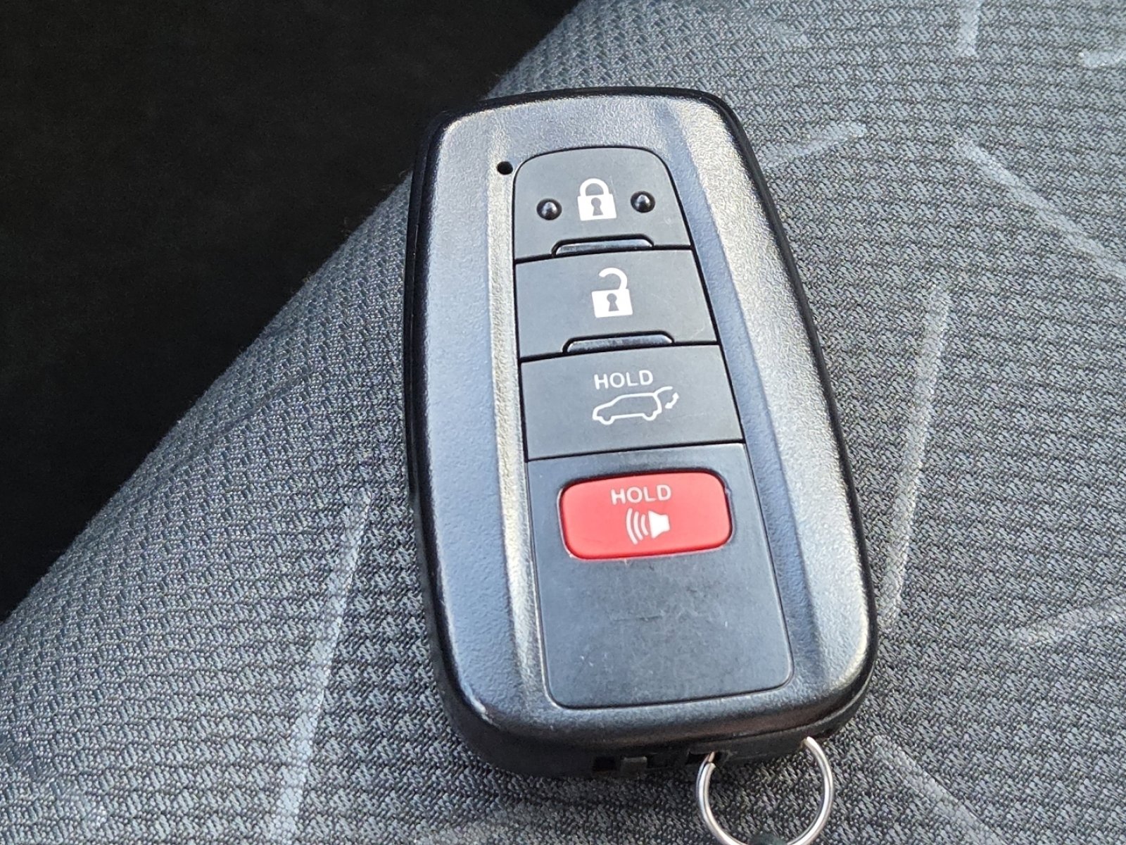 Used 2025 Toyota RAV4 XLE w/ Convenience Package AWD/4WD image 36