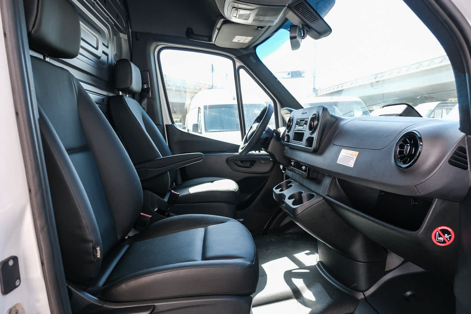 New 2025 Mercedes-Benz Sprinter 2500 image 18