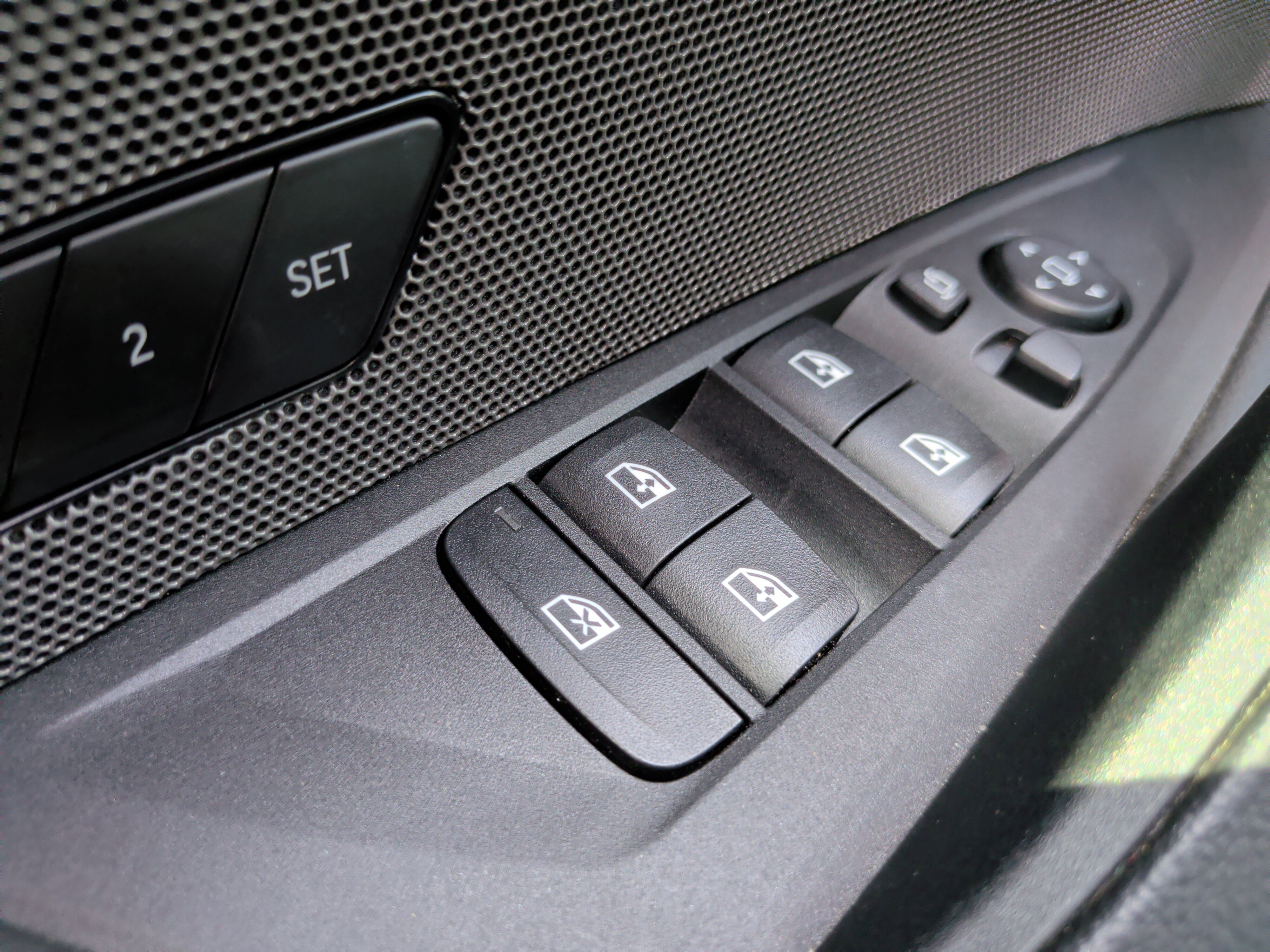Used 2024 BMW i4 eDrive35 w/ Premium Package RWD image 30