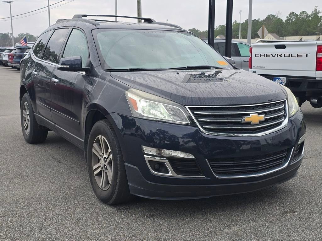Used 2017 Chevrolet Traverse LT