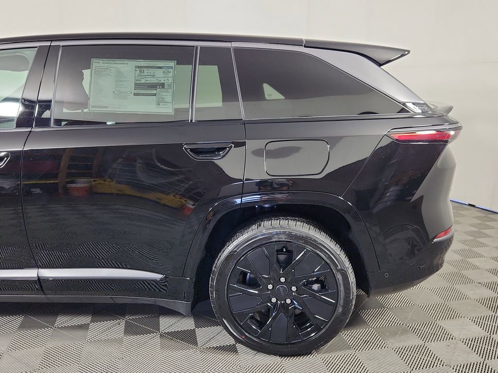 New 2025 Jeep Wagoneer S Limited AWD/4WD image 4
