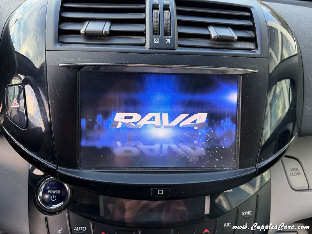 Used 2014 Toyota RAV4 EV image 24