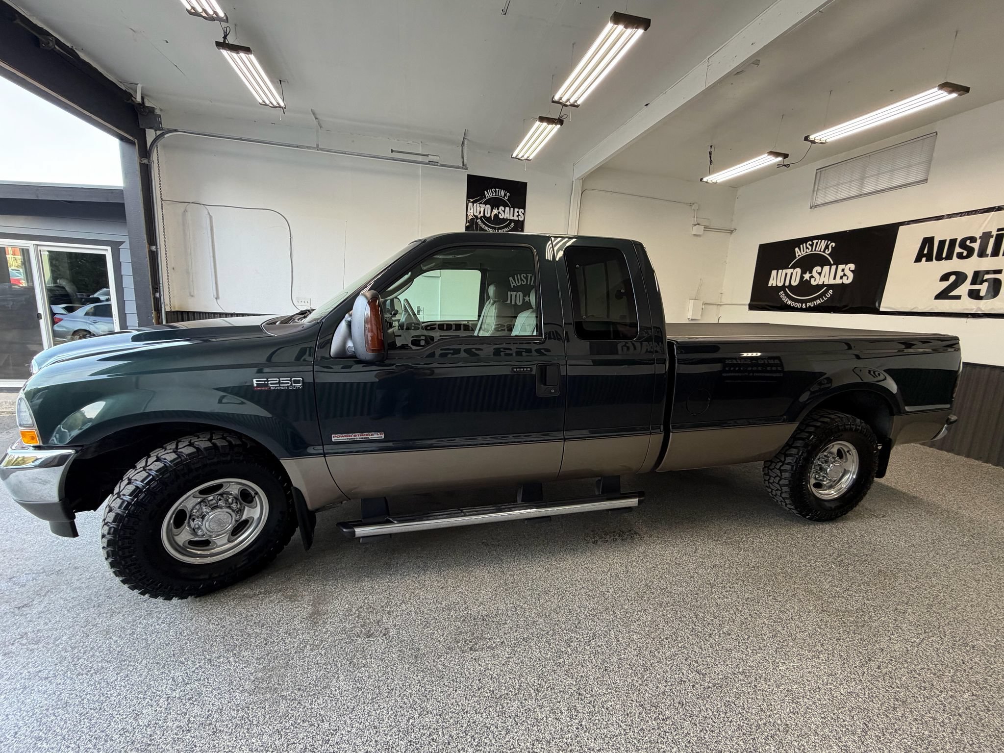 Used 2004 Ford F250 Lariat RWD image 7