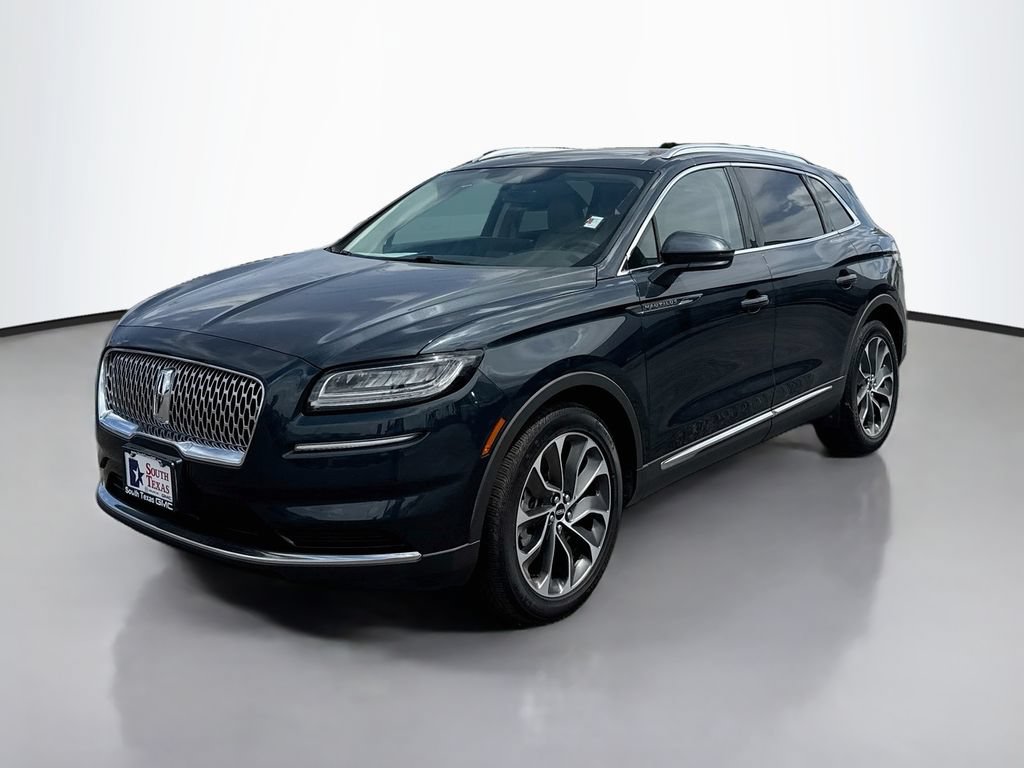Used 2021 Lincoln Nautilus Reserve FWD image 3