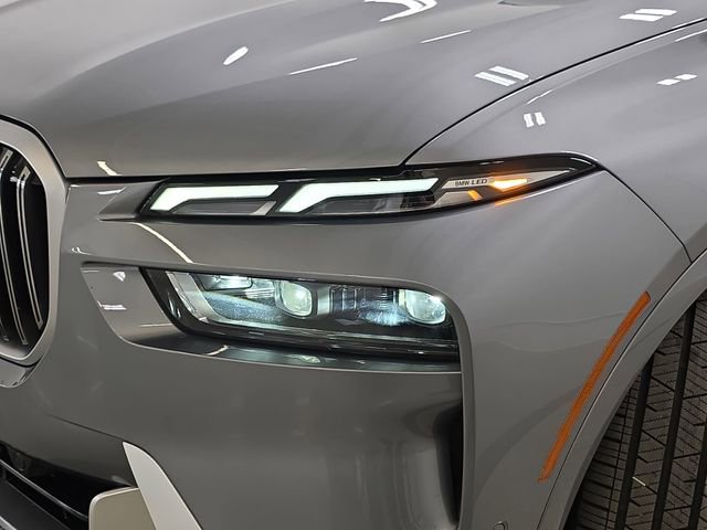 Certified 2026 BMW X7 xDrive40i AWD/4WD image 28