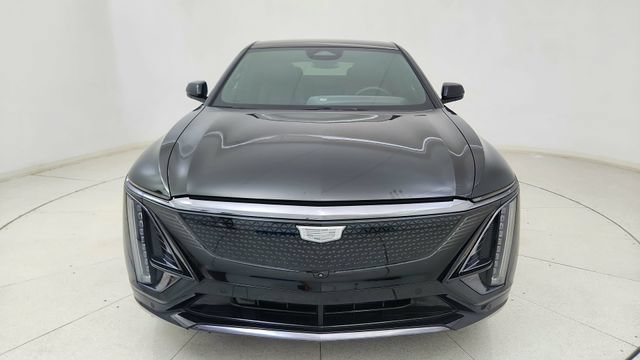 Used 2025 Cadillac Lyriq Sport AWD/4WD image 2