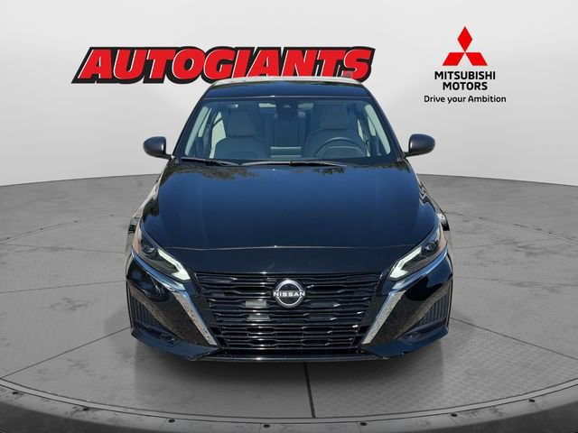 Used 2025 Nissan Altima 2.5 SV FWD image 8