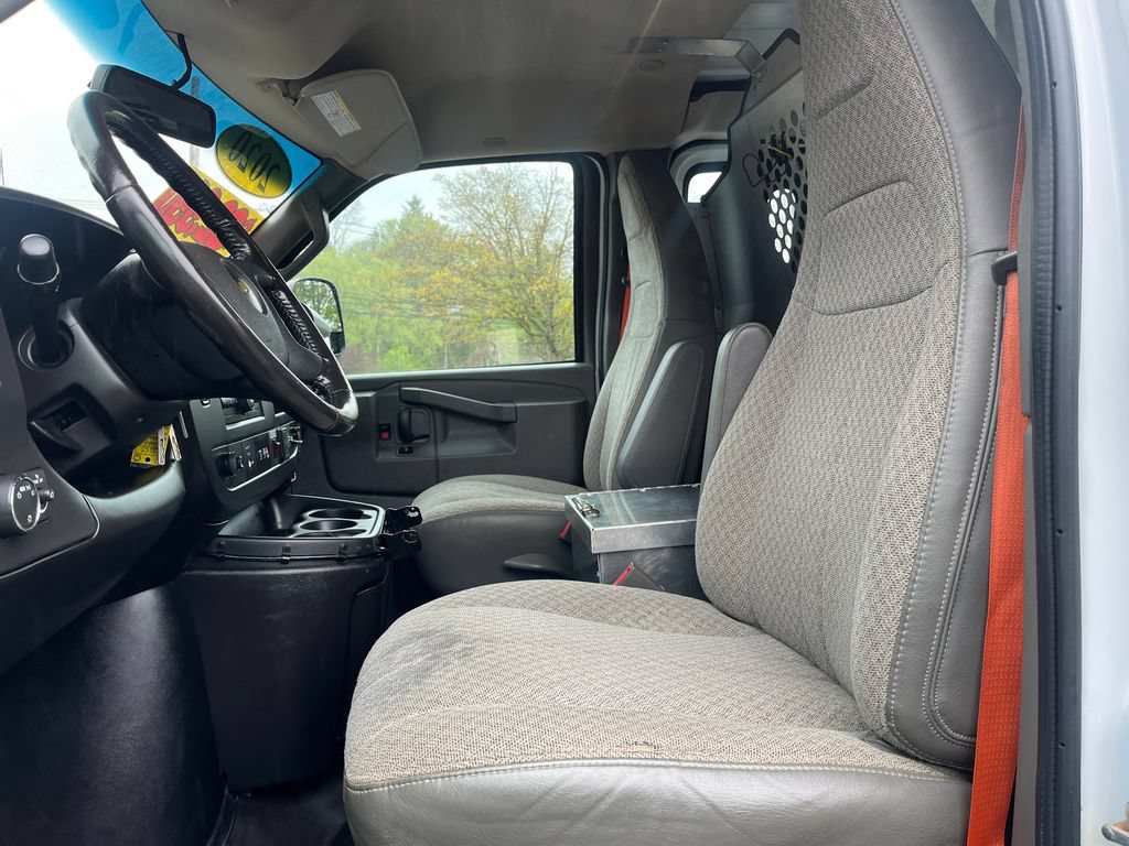 Used 2020 Chevrolet Express 2500 w/ Driver Convenience Package RWD image 19