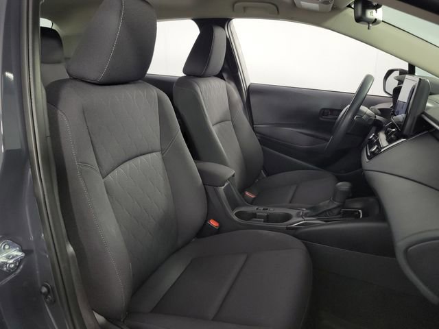 Used 2025 Toyota Corolla LE FWD image 15