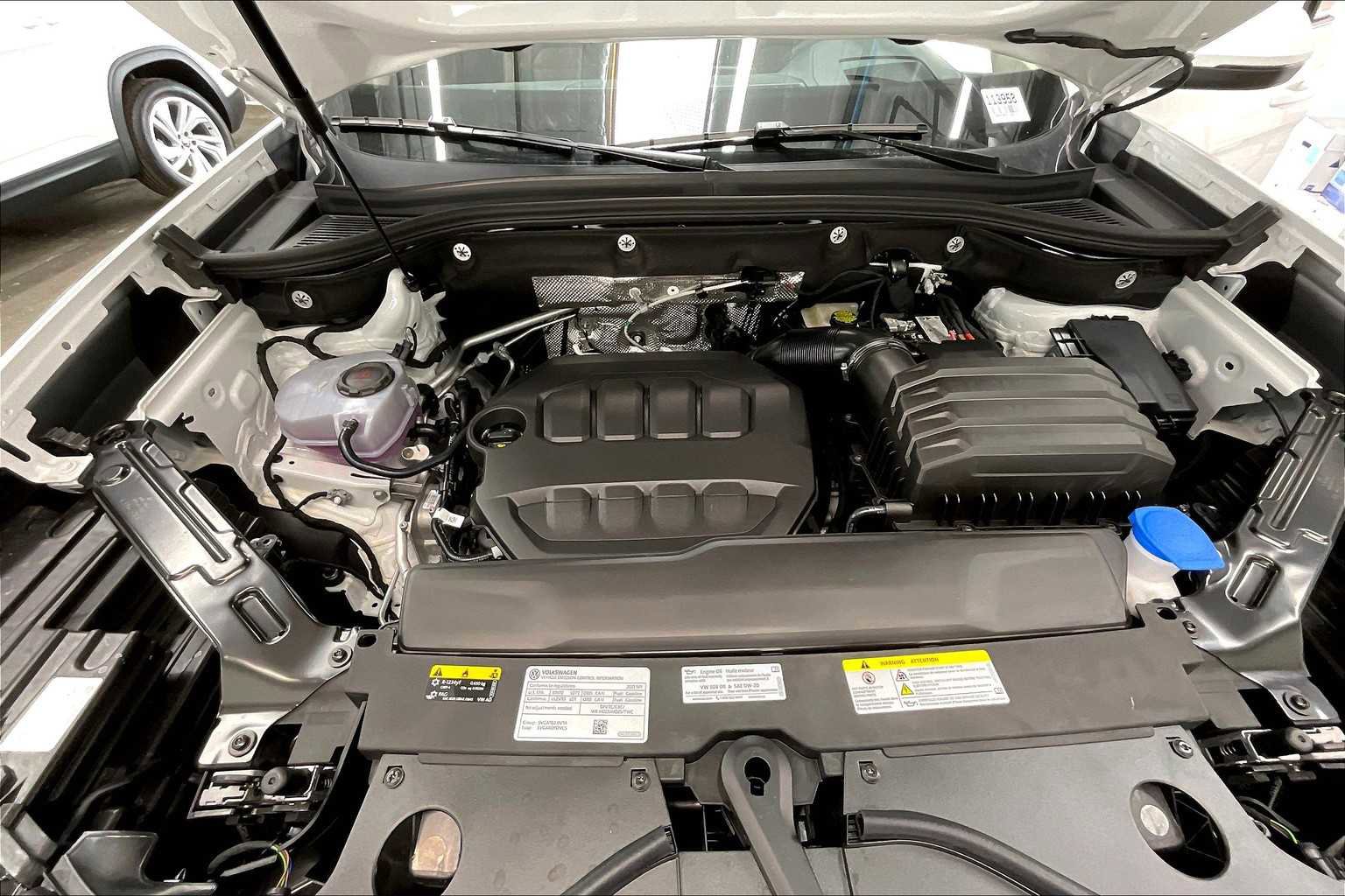 New 2025 Volkswagen Atlas SEL image 13