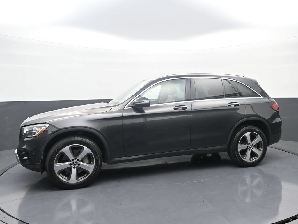 Used 2021 Mercedes-Benz GLC 300 4MATIC image 4