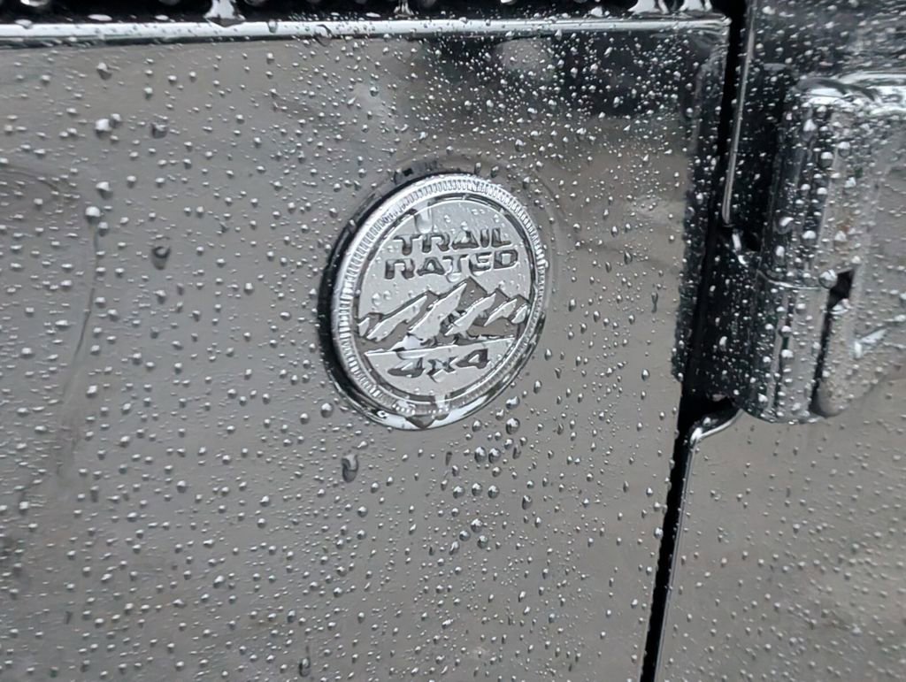 New 2026 Jeep Gladiator Sport AWD/4WD image 11