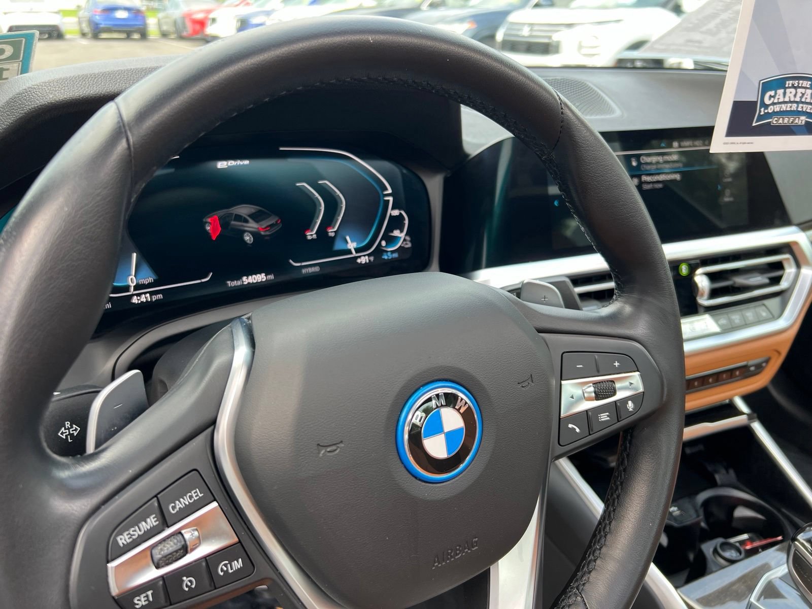 Used 2022 BMW 330e xDrive w/ Driving Assistance Package AWD/4WD image 32