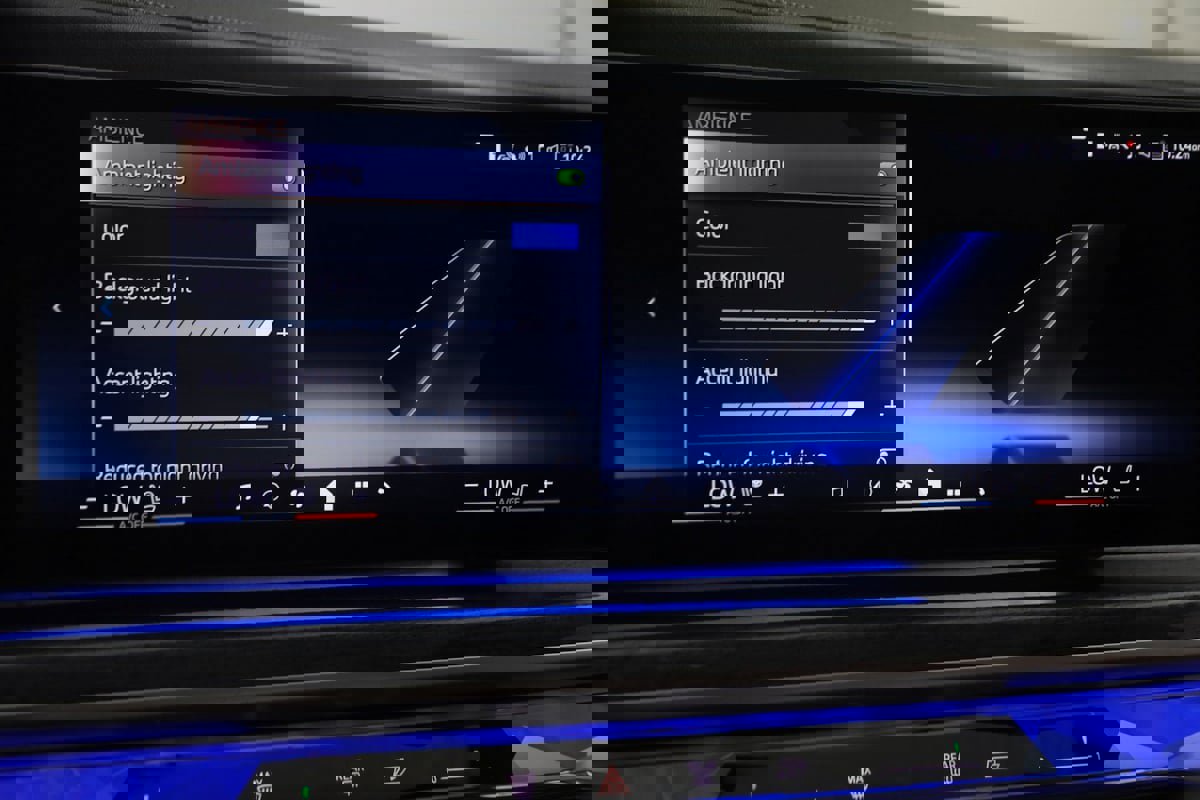 Used 2023 BMW 760i xDrive image 46