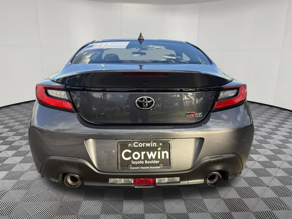 Used 2025 Toyota GR86 RWD image 7