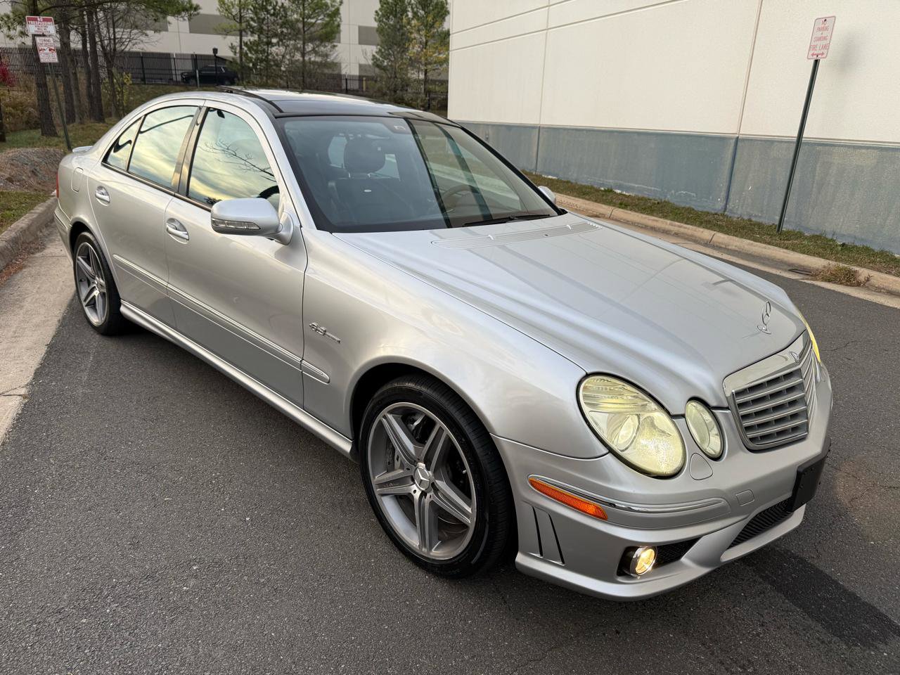 Used 2008 Mercedes-Benz E 63 AMG Sedan image 11