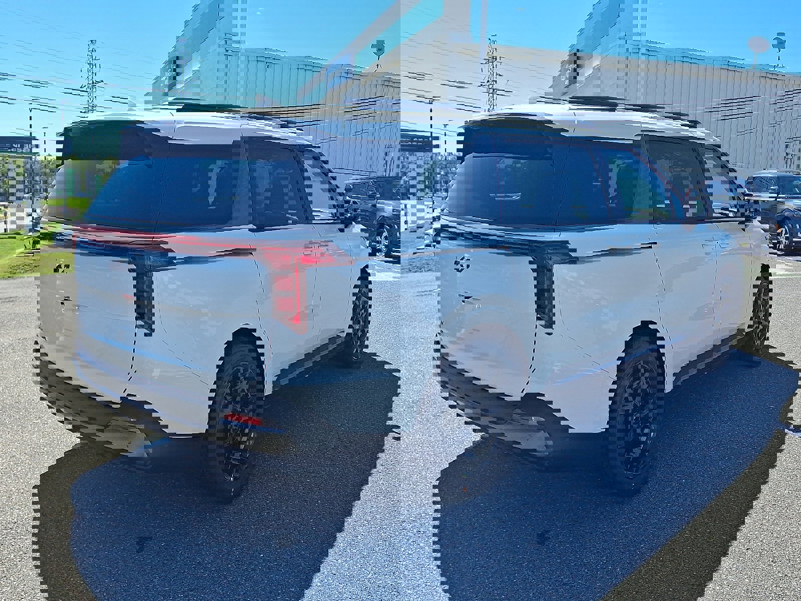 New 2026 Kia Carnival SX w/ SX Dark Edition Package image 3