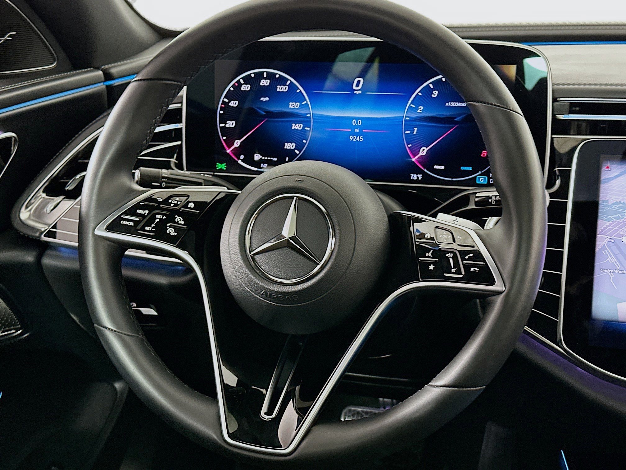 Used 2024 Mercedes-Benz E 350 4MATIC Sedan image 8