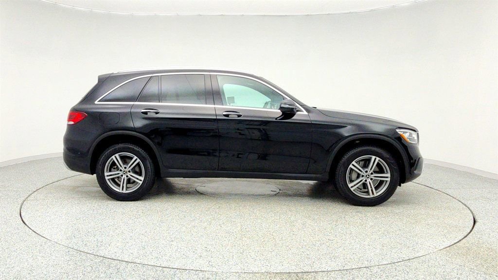 Used 2022 Mercedes-Benz GLC 300 image 4