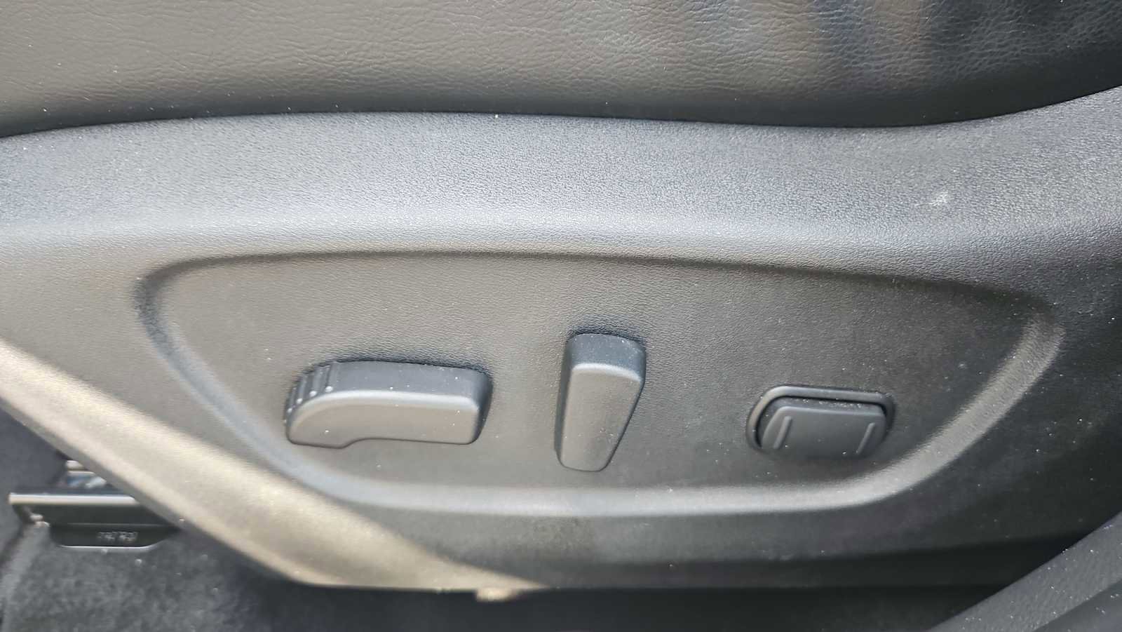 Used 2022 Nissan Rogue Sport SL image 14