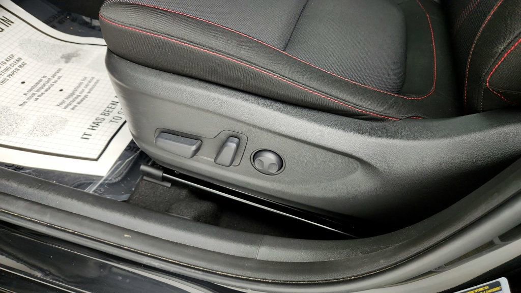 Used 2022 Hyundai Kona N Line image 11