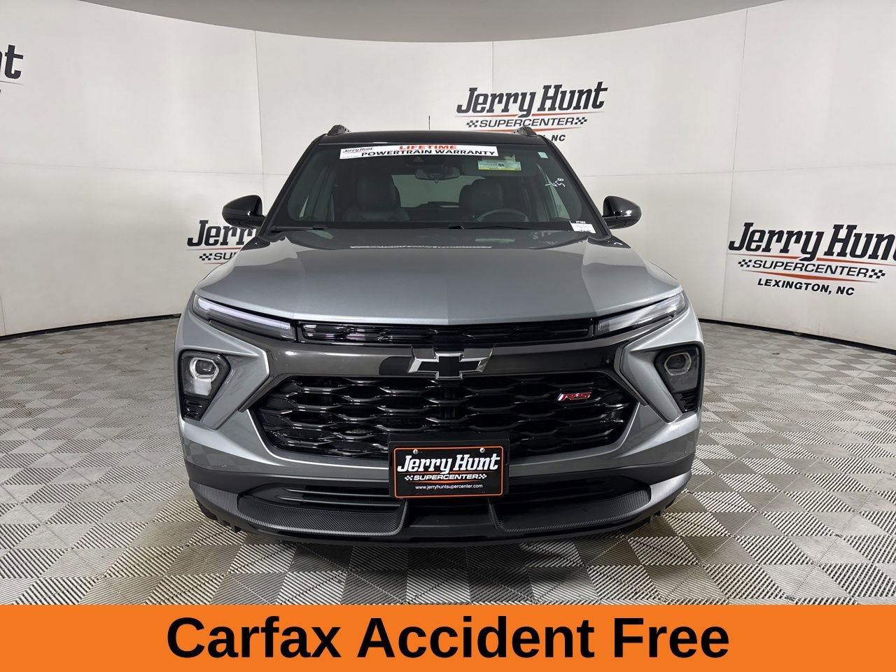 Used 2025 Chevrolet TrailBlazer RS FWD image 3