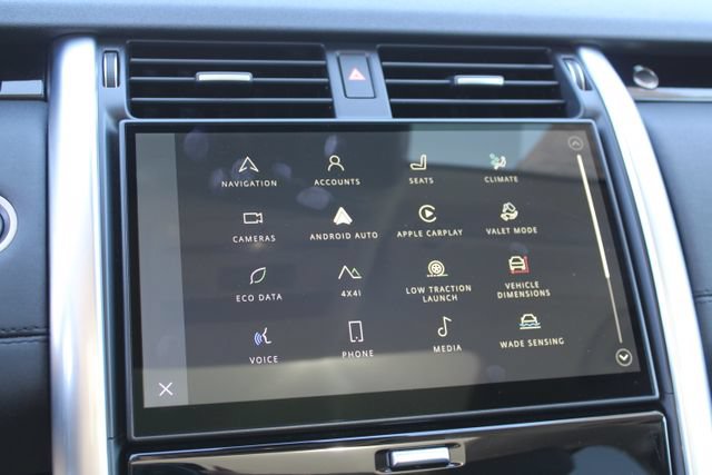 Used 2024 Land Rover Discovery S AWD/4WD image 29