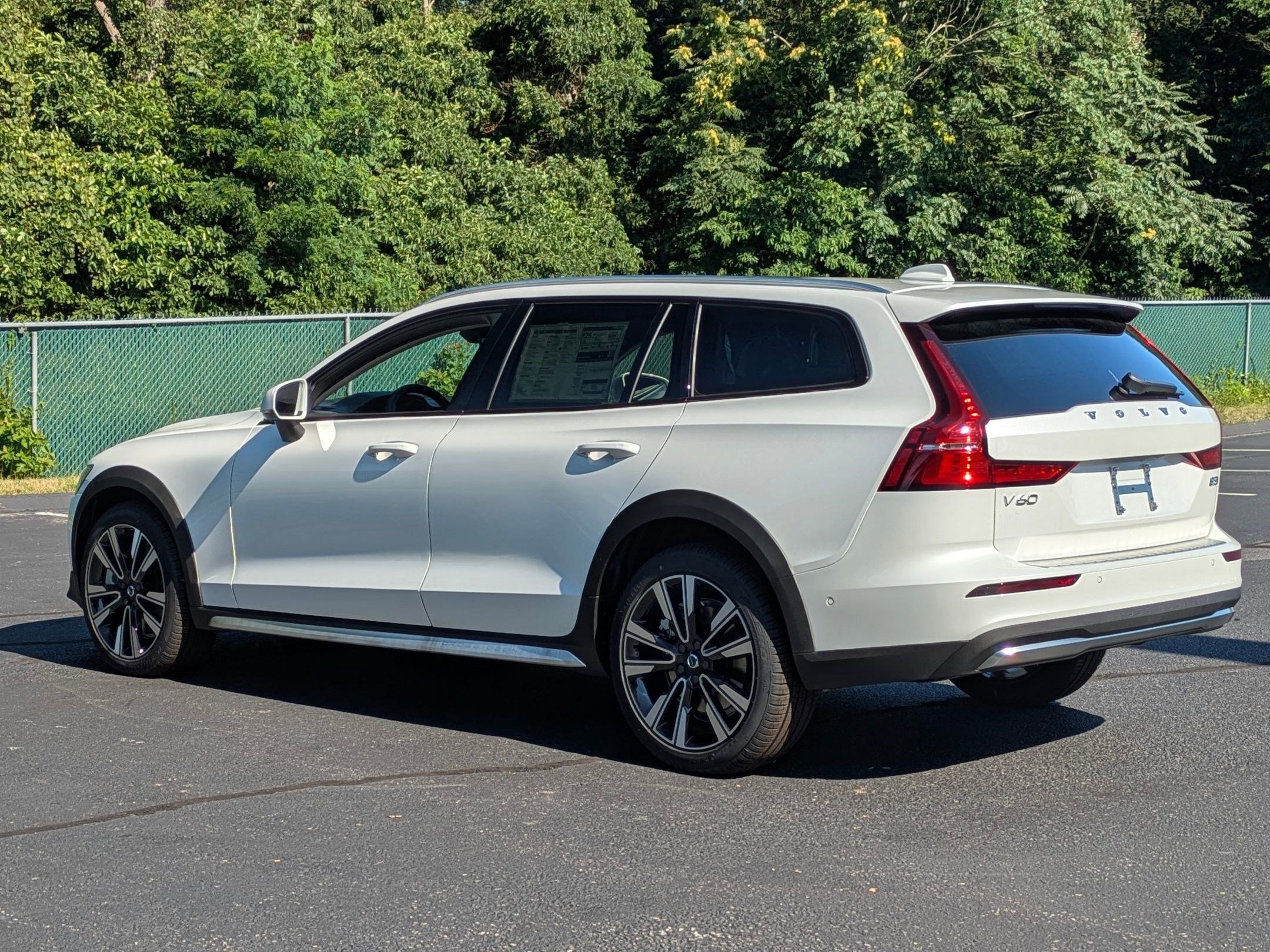 New 2026 Volvo V60 B5 Cross Country Ultra w/ Protection Package Premier image 3