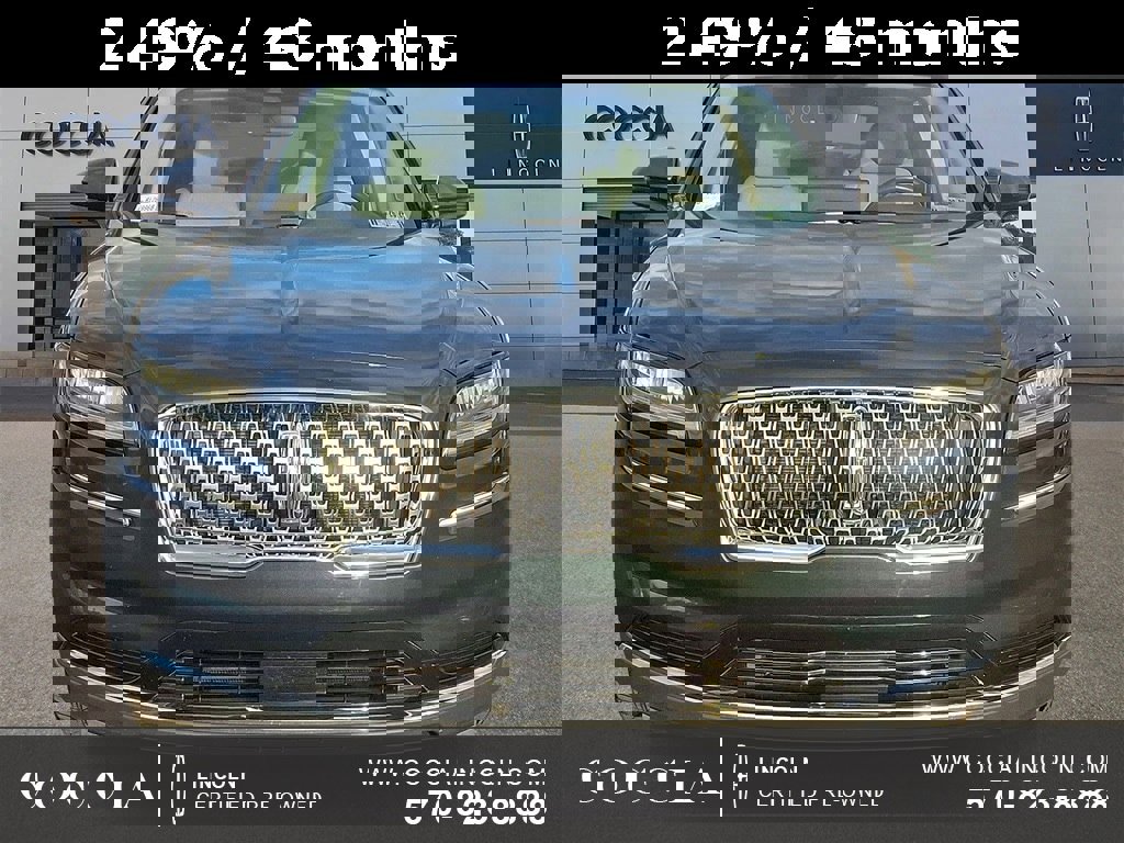 Certified 2022 Lincoln Nautilus Reserve image 2