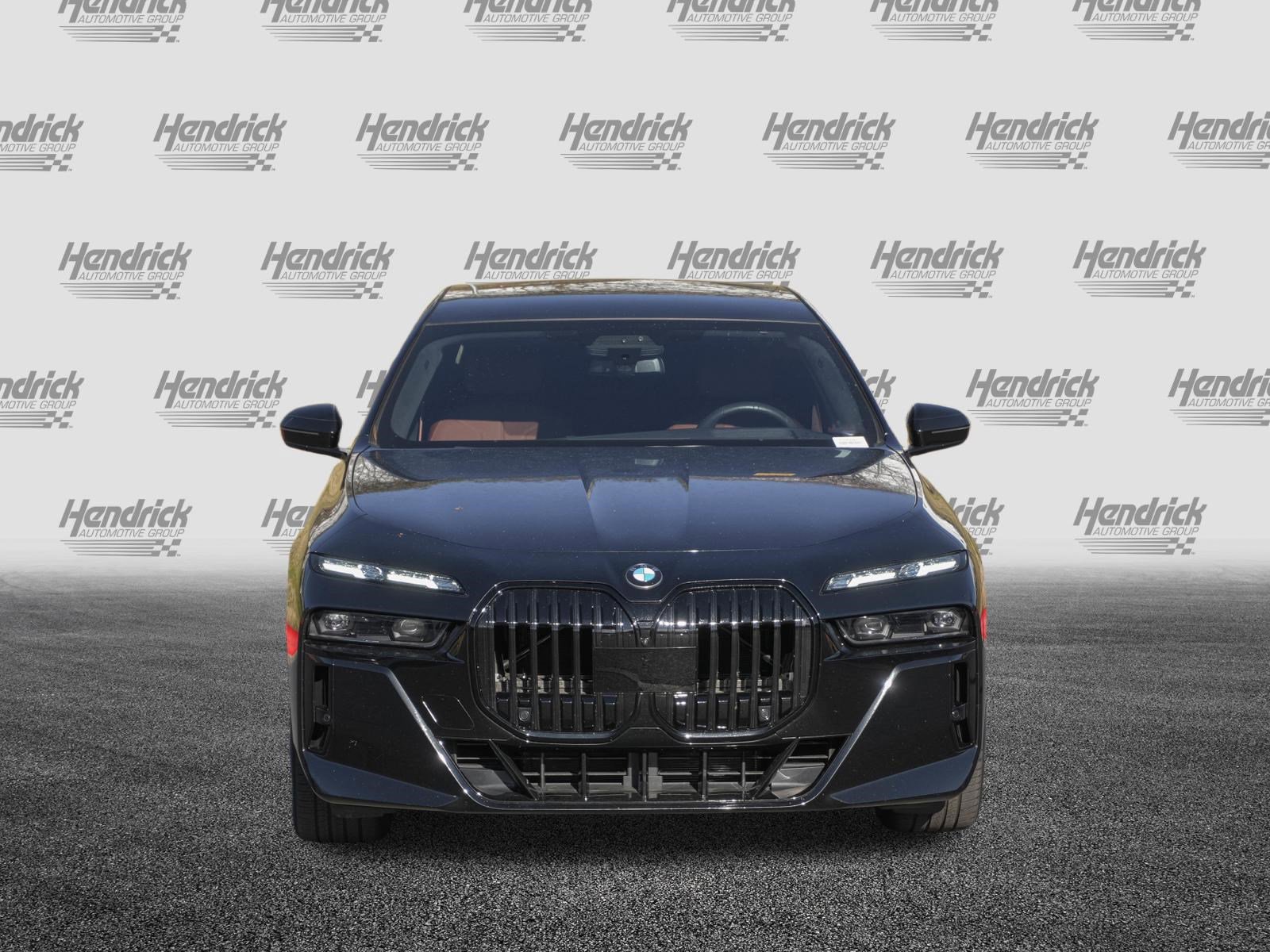 Certified 2023 BMW 760i xDrive w/ Executive Package image 3