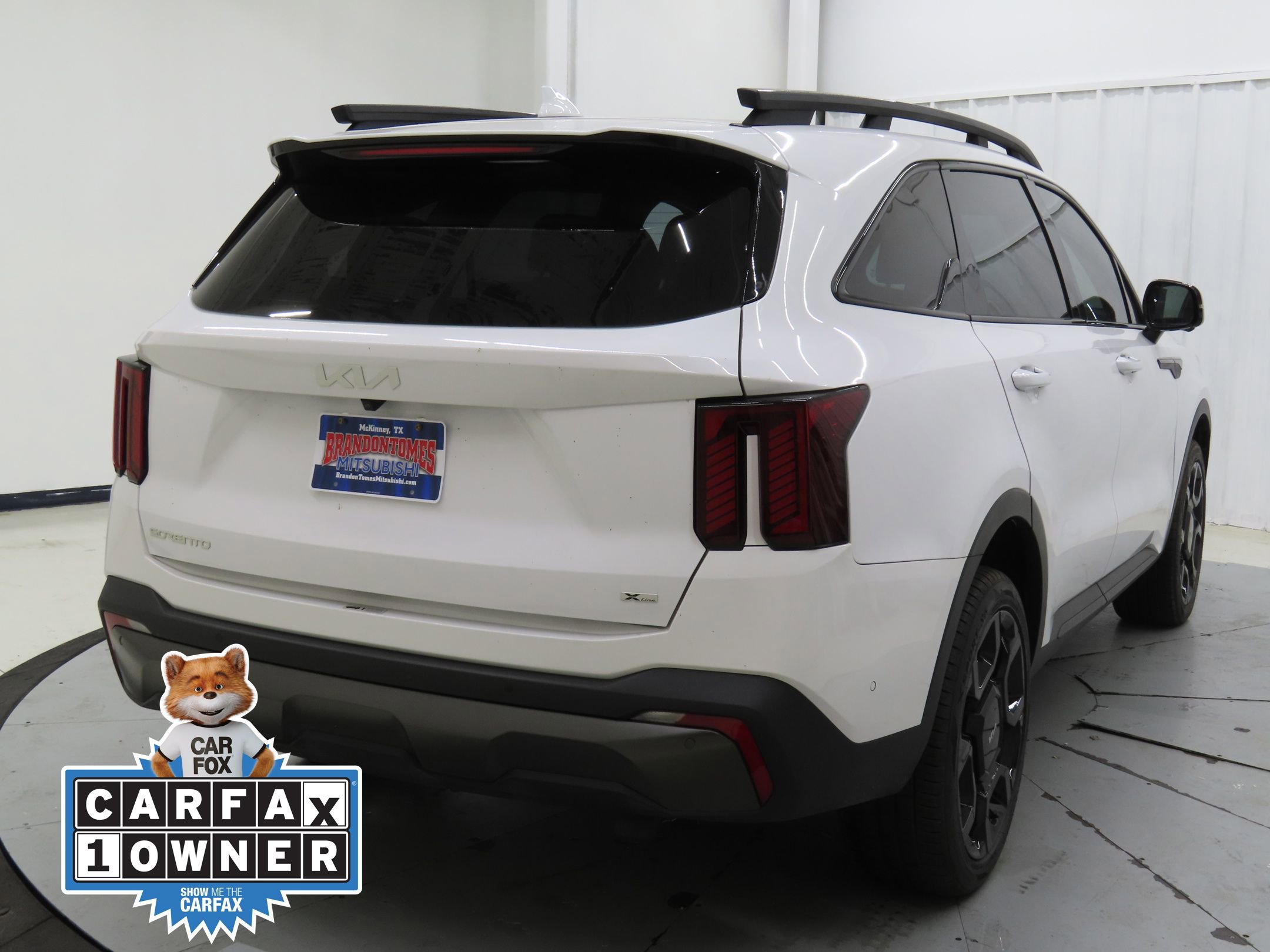 Used 2024 Kia Sorento SX image 3