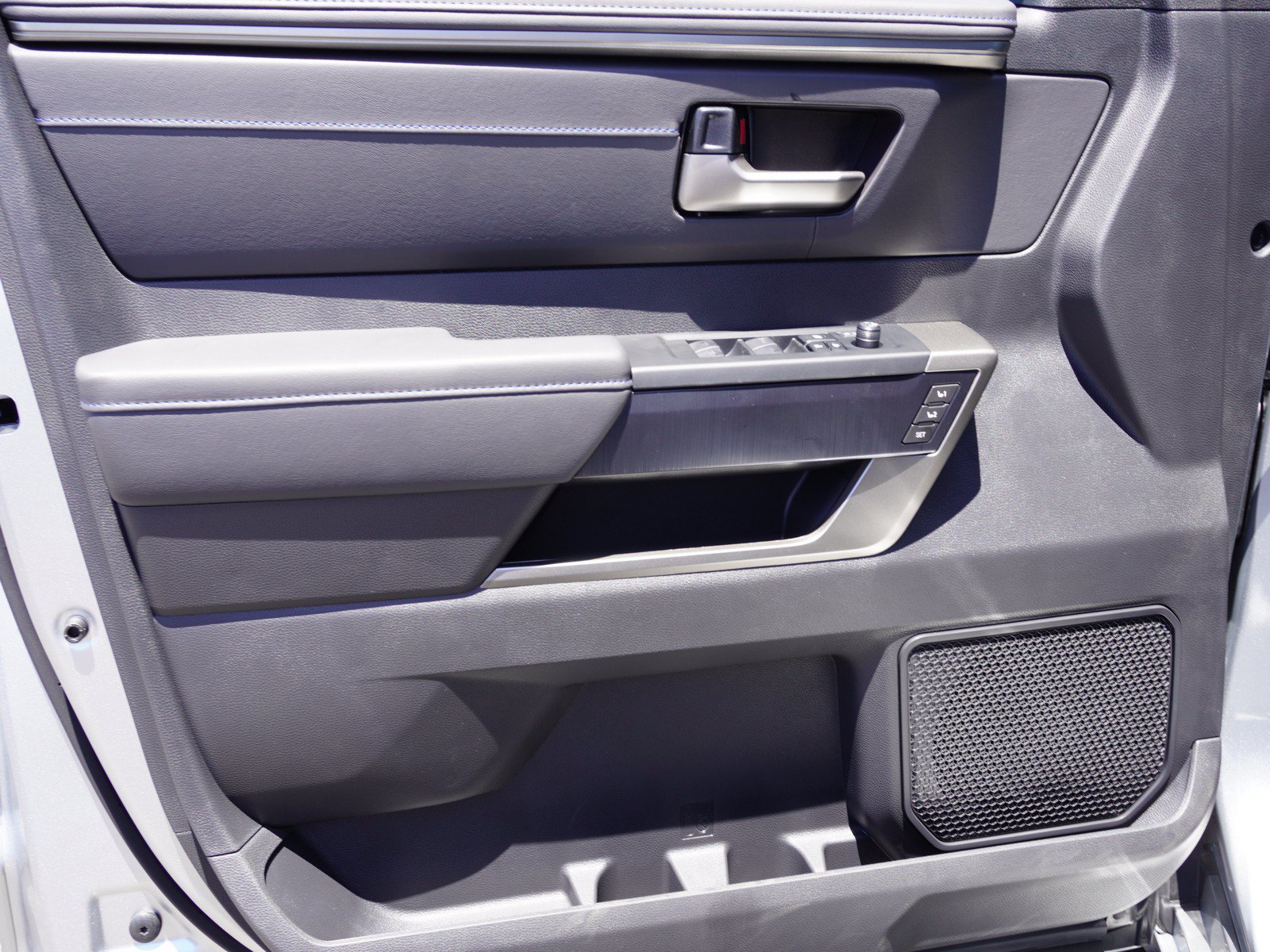 New 2026 Toyota Tundra Platinum AWD/4WD image 24