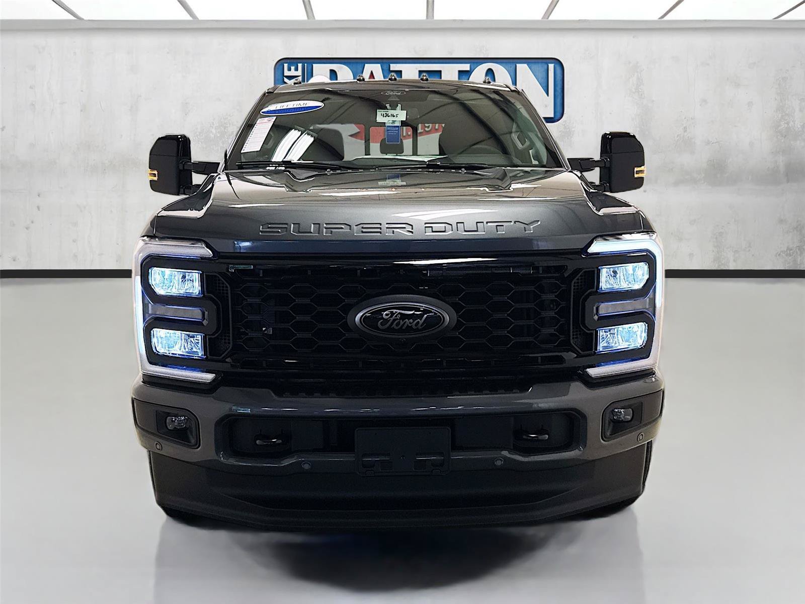 New 2026 Ford F350 Lariat w/ Black Appearance Package AWD/4WD image 2