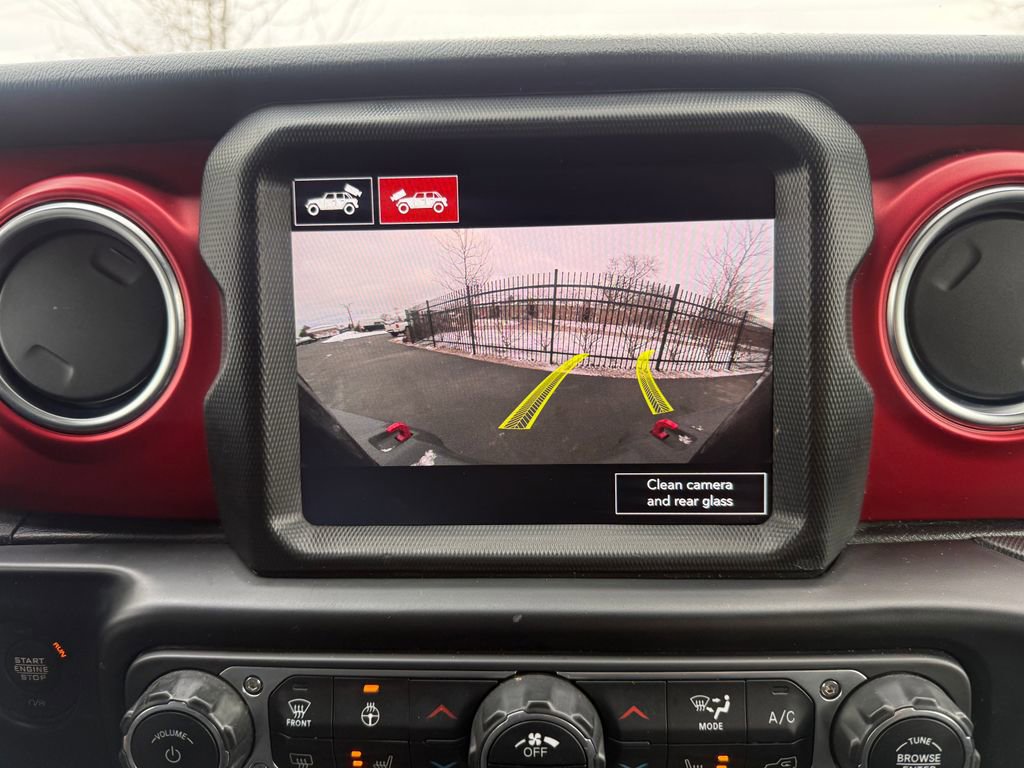 Used 2022 Jeep Wrangler Unlimited Rubicon w/ Cold Weather Group image 25