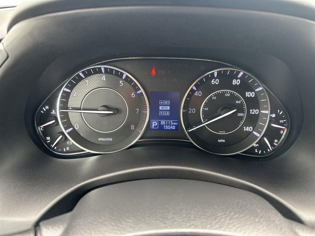 Used 2018 Nissan Armada Platinum image 2