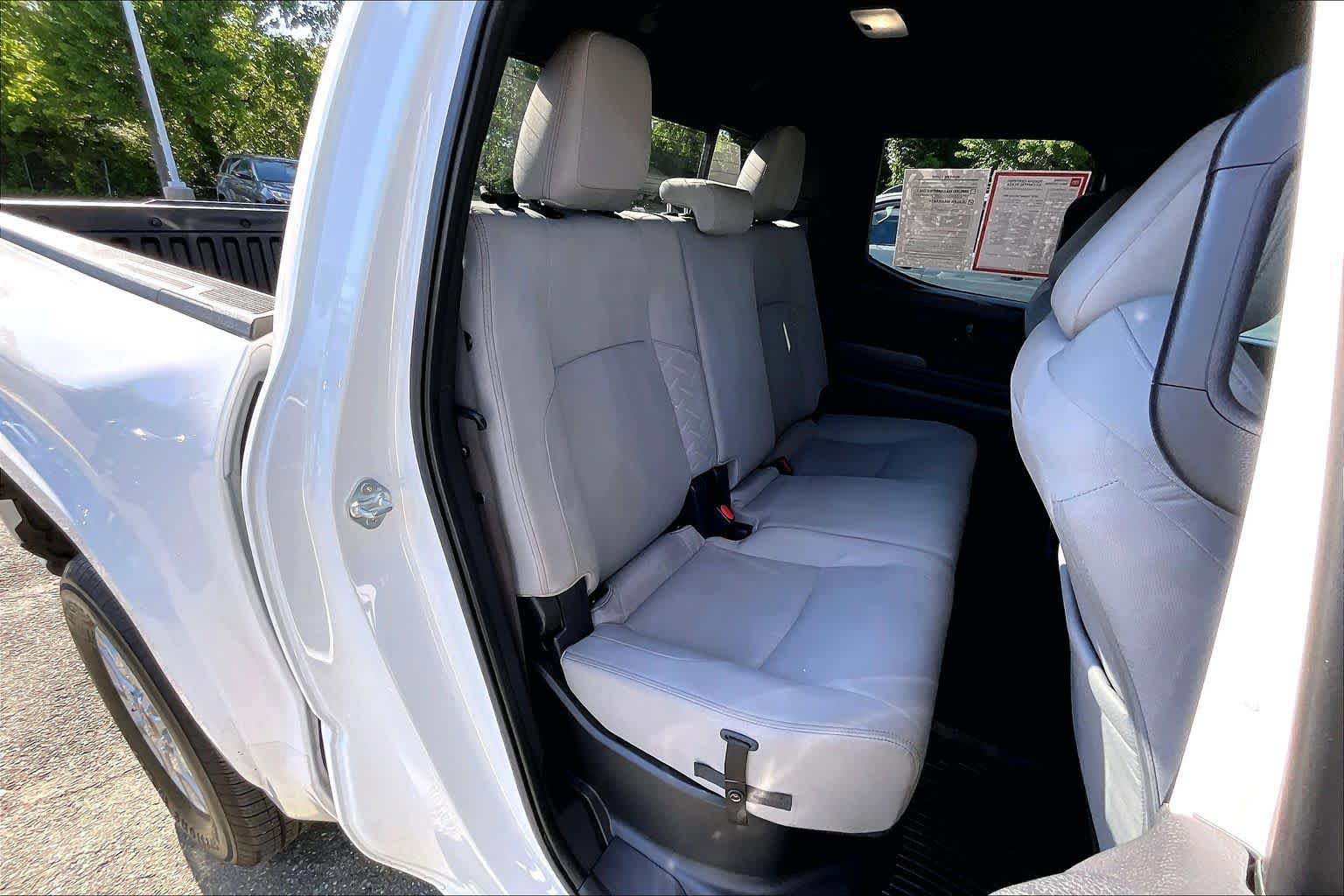 Certified 2024 Toyota Tacoma SR5 AWD/4WD image 42