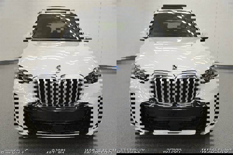 Used 2024 BMW X5 xDrive50e w/ M Sport Package image 5