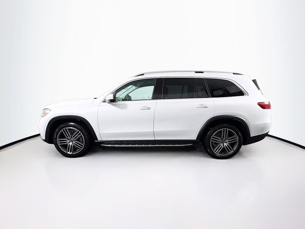 Used 2026 Mercedes-Benz GLS 450 4MATIC image 4
