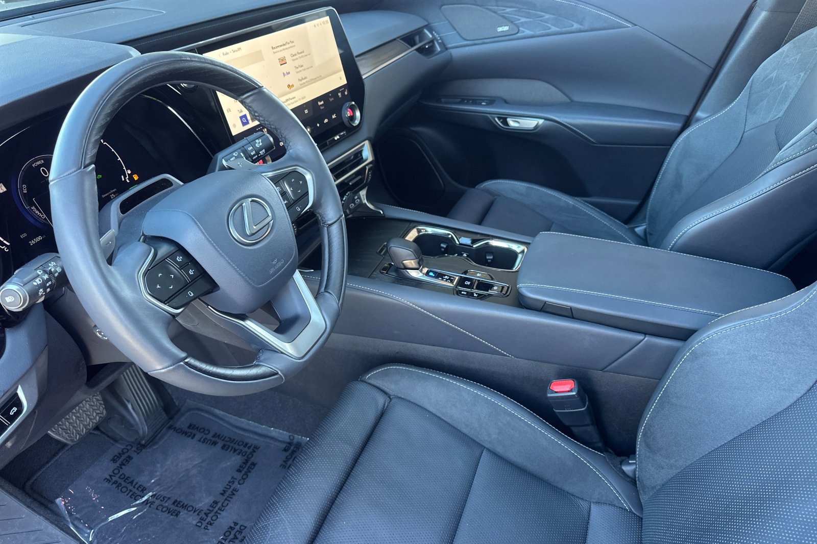 Certified 2024 Lexus RX 350 w/ Convenience Package image 10